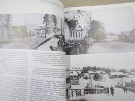 Sata vuotta rautakengän sakarassa : Pieksämäen (Pieksämäki) liikennepaikan, Savon radan ja sen poikkiratojen historiaa