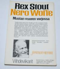 Mustan vuoren varjossa Nero Wolfe