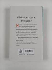 Henkeni edestä