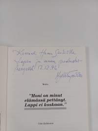 Terästä ja karvalakkeja : viisi vuosikymmentä maakunnan parhaaksi (signeerattu, tekijän omiste)