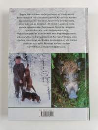 Kanadan karhu Kitusen keinoin : eräkokemuksia (signeerattu)