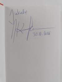 Konkursseja ja muita konnuuksia : talousrikollisen muistelmat (signeerattu, tekijän omiste)