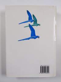 Parrots : A Guide to the Parrots of the World