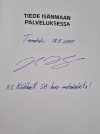 Tiede isänmaan palveluksessa : Maanpuolustuksen tieteellinen neuvottelukunta 1961-2001 (signeerattu)