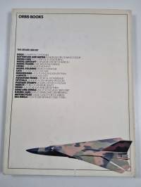 Model aircraft : a miniature history of aviation