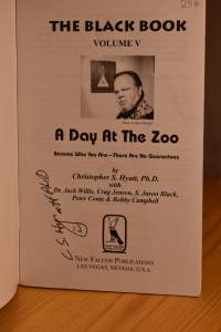 Dr. Hyatt&#039;s The Black Book Volume V - A Day at the Zoo (signeerattu)