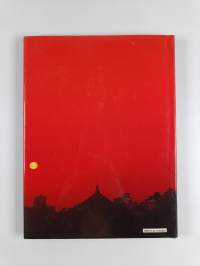 Japan : A Picture Book to Remember Her by