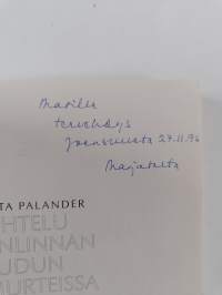 Vaihtelu Savonlinnan seudun välimurteissa (signeerattu, tekijän omiste)