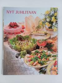 Perhejuhlat : yli 200 juhlaruoka- ja etikettiohjetta