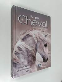 Au pas du cheval