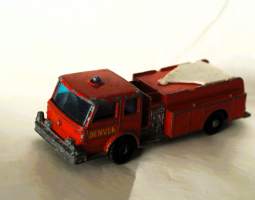 Matchbox Series nr 29 Fire Pump Truck by Lesney made in England 1969 - pienoismalli