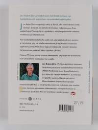 Kutsu tietoisen läsnäolon harjoittamiseen (CD puuttuu)