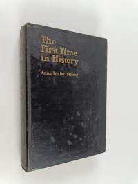 The first time in history - Two years in Russia&#039;s new life (August 1921, to December 1923)