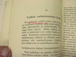 Laiminlyöty murrosikä - Koti ja kasvatus XIX