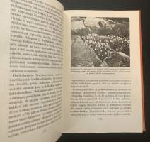 Koristekukkien kauneimmat : Perennat värikuvina