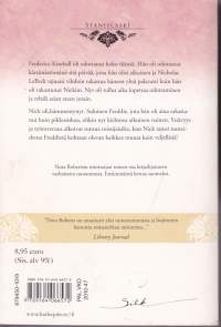 Nora Roberts - Onni odottaa Nickiä, 2010.