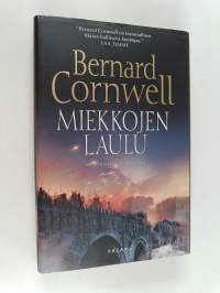 Miekkojen laulu : historiallinen romaani