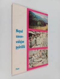 Nepal savenvalajan pyörällä