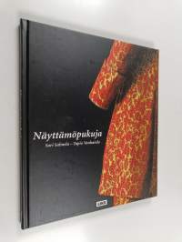 Näyttämöpukuja