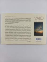 Valo kuvin ja sanoin (signeerattu)