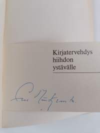 Eero Mäntyranta : Kairoilta kisaladuille (signeerattu)