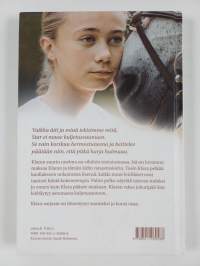 Klara ratsastusleirillä