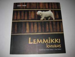 Lemmikkikuvaus : Musti &amp; Mirri linssin takaa