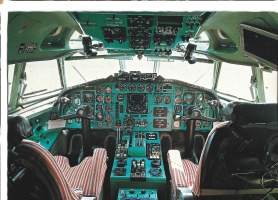 Malev TU -154  ohjaamo  - lentokonepostikortti postikortti   kulkematon