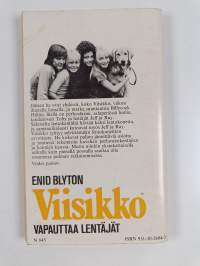 Viisikko vapauttaa lentäjät