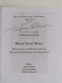 When gods spoke : researchers and reflections on religious phenomena and artefacts (signeerattu)