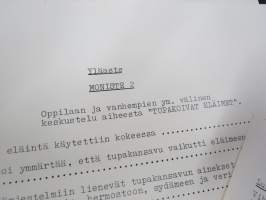 ANT Tupakka - SOK Koulupalvelu oppivälinesarja tupakoinnin vastaiseen kampanjaan 1973 -erikoiset havaintovälineet ja selostukset mm. hyönteisten  lamauttamisesta...
