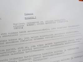 ANT Tupakka - SOK Koulupalvelu oppivälinesarja tupakoinnin vastaiseen kampanjaan 1973 -erikoiset havaintovälineet ja selostukset mm. hyönteisten  lamauttamisesta...
