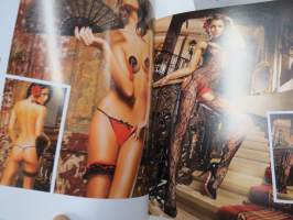 Baci Lingerie -naisten alusasujen luksusvalmistajan massiivinen 480-sivuinen kuvasto + erillinen &quot;overview&quot; katalogi, molemmat täydelliset levyineen