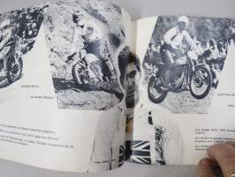 Castrol Achievements 1956 -saavutuksia, öljy-yhtiön vuosittainen mainosjulkaisu, englanninkielinen
