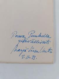 Häät : runoja (signeerattu, tekijän omiste)