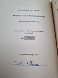 Vargskallen och andra berättelser (signeerattu, numeroitu)