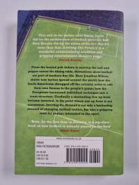 Inverting the pyramid : a history of football tactics
