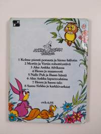 Aku Ankka lapsenvahtina