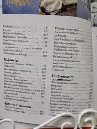 Koko perheen lahjakirja - yli 200 ideaa valmistusohjeineen