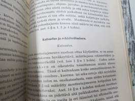 Oikea liikenne - liikenne ja sen sujuvuus, määräykset, runsaasti kuvitusta ja mainosilmoituksia