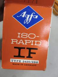 Agfa Iso-Rapid IF Type 2425/286 -kamera alkuperäisessä pakkauksessa  / postitoimituspakkaus mukana