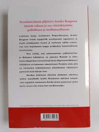 Liza Marklund setti (7 kirjaa) : Studio Sex ; Prime time ; Paratiisi ; Paikka auringossa ; Nobelin testamentti ; Punainen susi ; Elinkautinen (signeerattu, tekijä...
