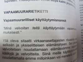 Mestarimuurarin kirja - Suurloosin ohjekirja 2013, vapaamuurareitten järjestön teoreettiset ja käytännön ohjeet, omaisuus, menettelytavat, protokolla, rituaalit ym.