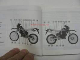 Kawasaki KMX125 (KMX125-B8) betriebsanleitung -käyttöohjekirja saksaksi