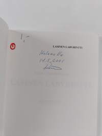 Lasinen labyrintti : mietteitä (signeerattu, tekijän omiste)