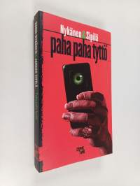 Paha paha tyttö