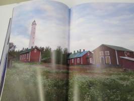 Valo merellä - Suomen majakat 1753-1906  Ljuset till havs - Finlands fyrar