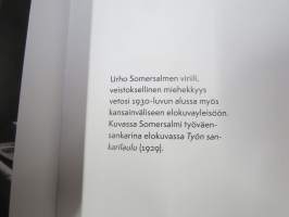 Suomalaisten filmitähtien kulta-aika, numeroitu 0664 / 1550, samettikannet, akuperäisessä kotelossaan