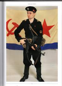 Soviet uniforms &amp; militaria 1917-1991