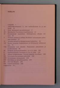 Lapin sodassa - JR 11:n mukana Oulusta Kaaresuvantoon.  ( Sotahistoria, taistelut, muistelmat )